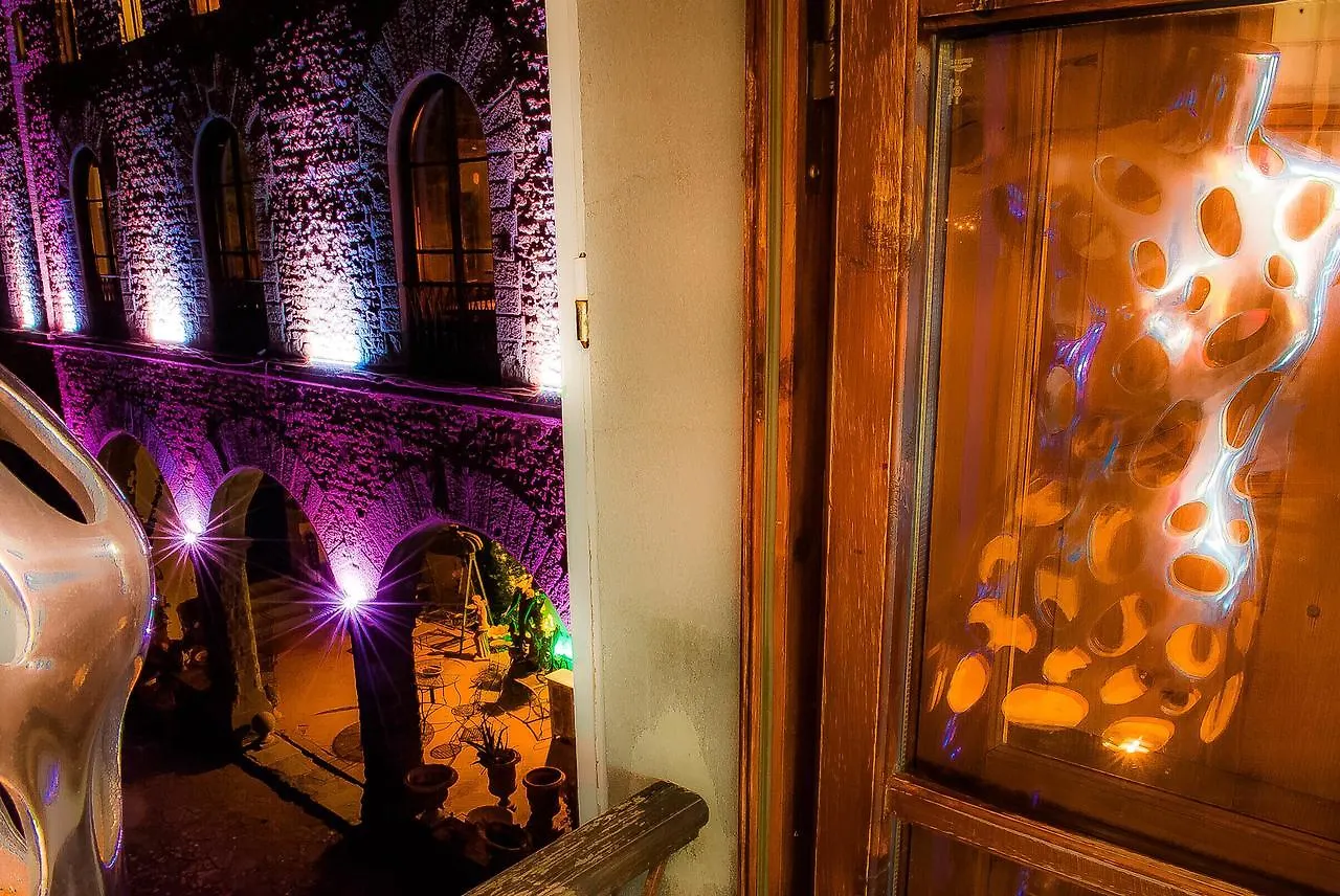 Castello Di Montalbano Bed & Breakfast San Jacopo al Girone