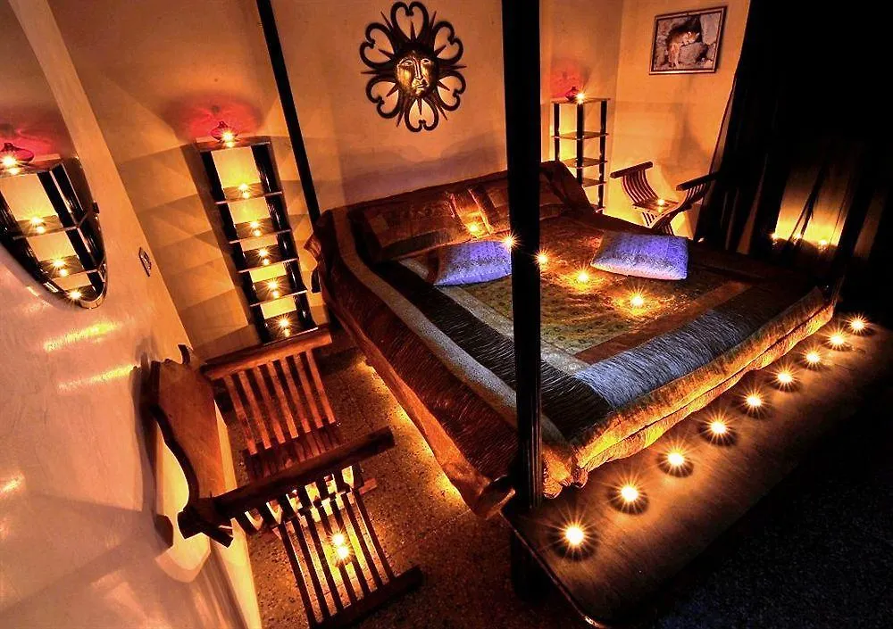 Castello Di Montalbano Bed and Breakfast San Jacopo al Girone